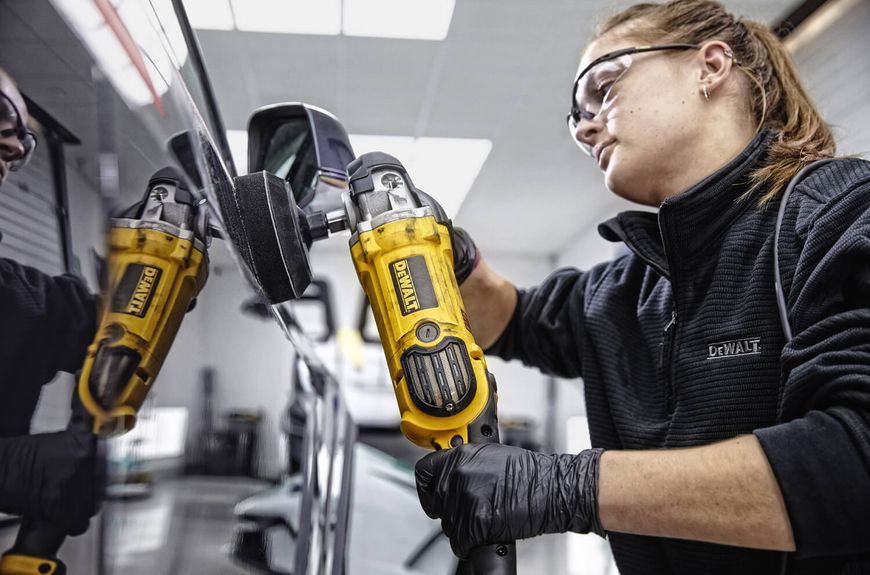 Полірувальна мережева машина DeWALT DWP849X DWP849X фото