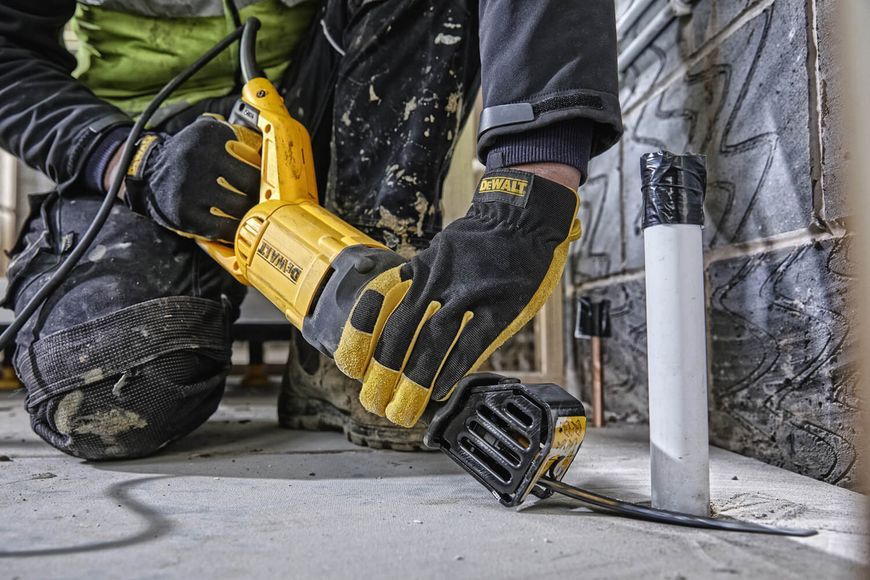 Пила шабельна мережева DeWALT DWE305PK DWE305PK фото