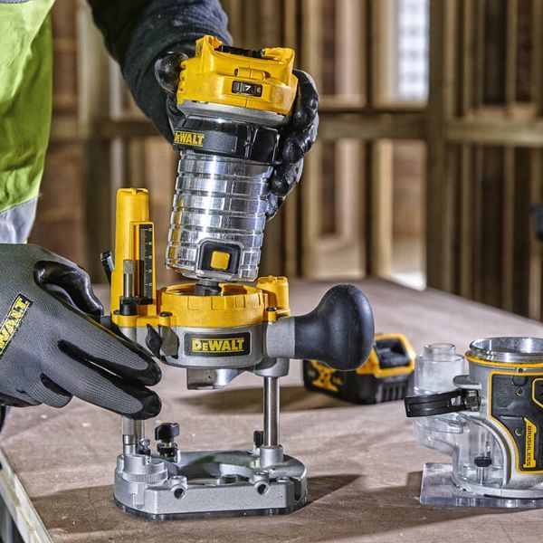 Фрезер акумуляторний безщітковий DeWALT DCW604N DCW604N фото