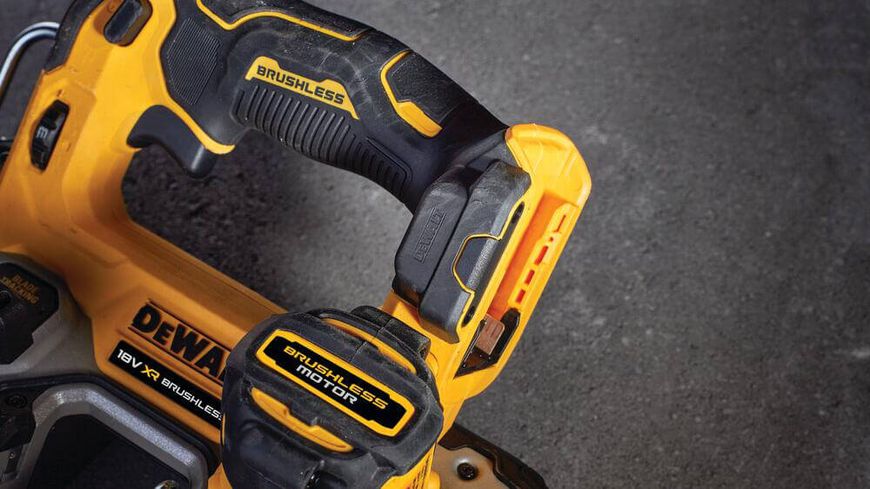 Пила стрічкова акумуляторна безщіткова DeWALT DCS377NT DCS377NT фото