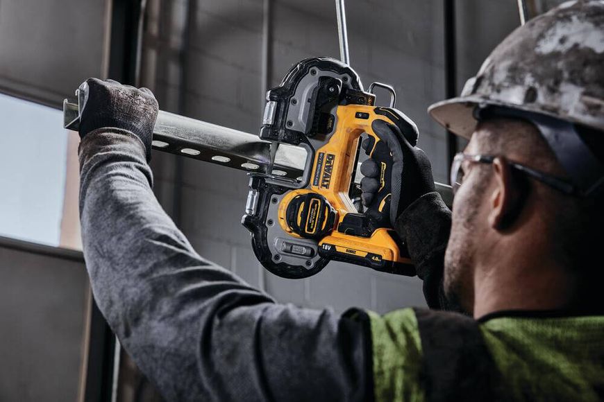 Пила стрічкова акумуляторна безщіткова DeWALT DCS377NT DCS377NT фото