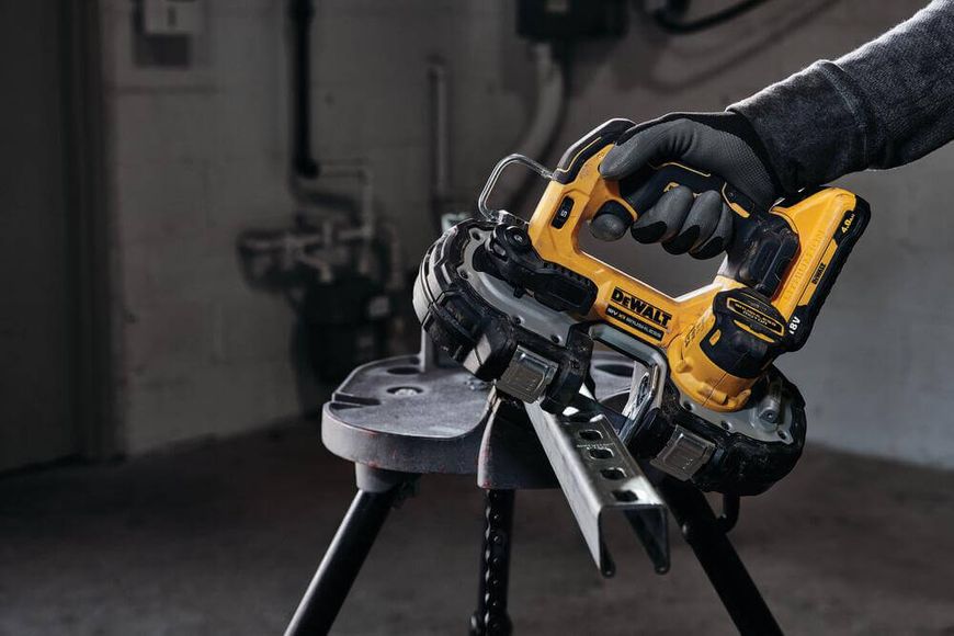 Пила стрічкова акумуляторна безщіткова DeWALT DCS377NT DCS377NT фото