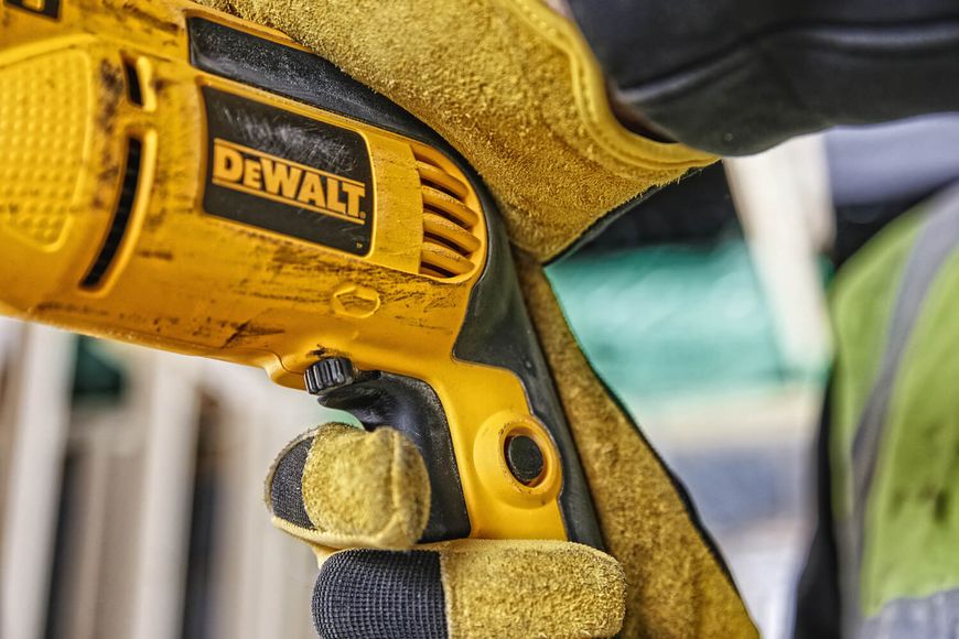 Дриль мережевий ударний DeWALT DWD024 DWD024 фото