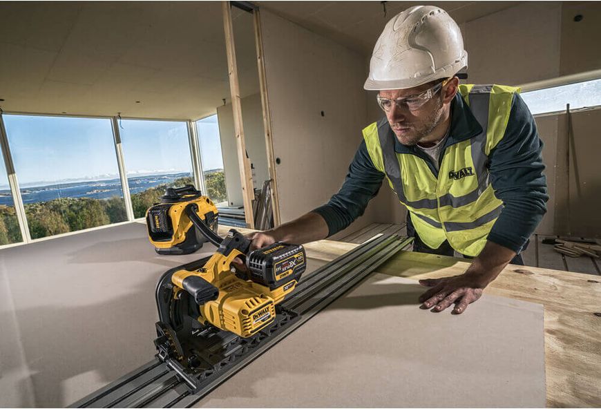 Пила дискова занурювальна акумуляторна DeWALT DCS520NT DCS520NT фото