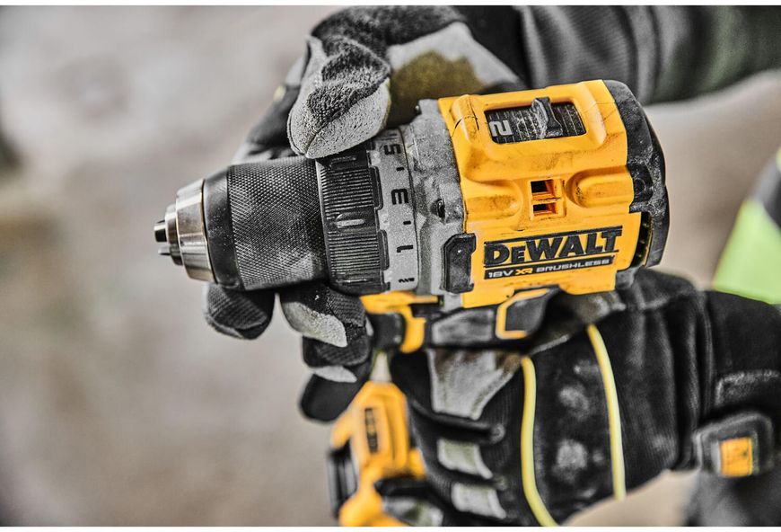 Набір з двох безщіткових інструментів DeWALT DCK2051E2T DCK2051E2T фото