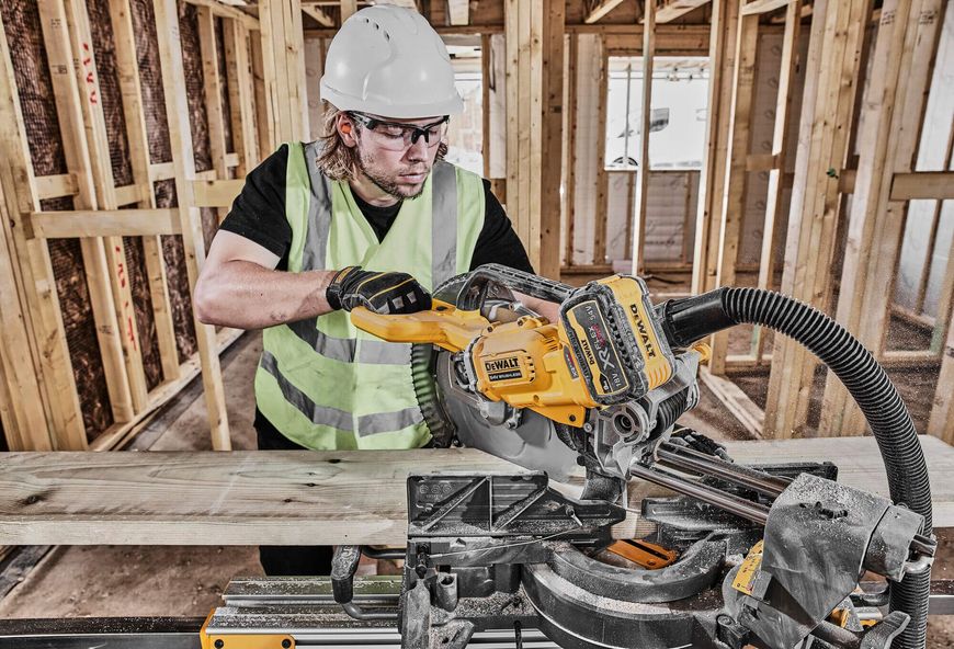 Пила торцювальна акумуляторна безщіткова DeWALT DCS781N DCS781N фото