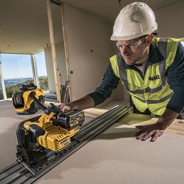 Пила дискова занурювальна акумуляторна DeWALT DCS520T2 DCS520T2 фото