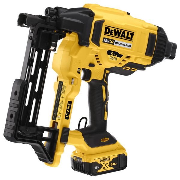 Степлер скобозабивний акумуляторний безщітковий DeWALT DCFS950P2 DCFS950P2 фото