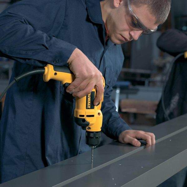 Дриль мережевий DeWALT DWD112S DWD112S фото