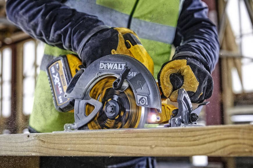 Пила дискова акумуляторна DeWALT DCS578T2 DCS578T2 фото